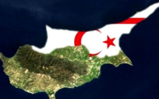 Τουρκοκύπριοι συνελήφθησαν, επειδή ύψωσαν κυπριακή σημαία στα κατεχόμενα