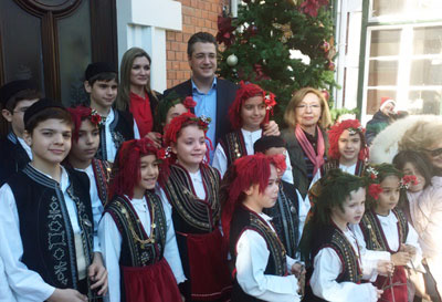 2014-12-25-Ellada-tzitzi-eyxes-christ