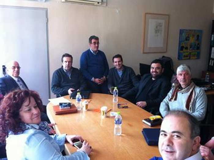 2015 02 03 Topika Synantisi emporikon syllogon