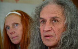 Sxolia germanoi katavaloun apozimioseis