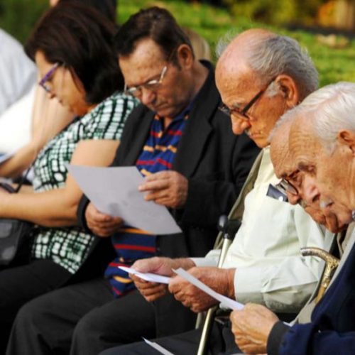 Ενιαίο Δίκτυο Συνταξιούχων: Oι 11 περικοπές που μετατρέπουν σε... επιδόματα τις συντάξεις