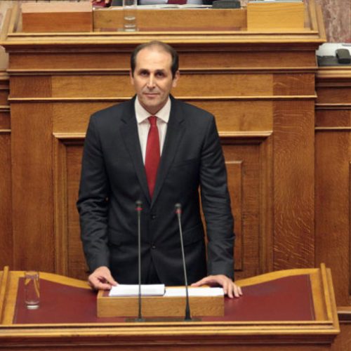 Απ. Βεσυρόπουλος: «Η Κυβέρνηση εξακολουθεί να "στραγγαλίζει”  τον ιδιωτικό τομέα της οικονομίας»