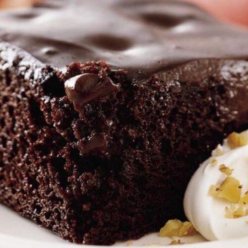 Κέικ σοκολάτας, ζουμερό και αφράτο