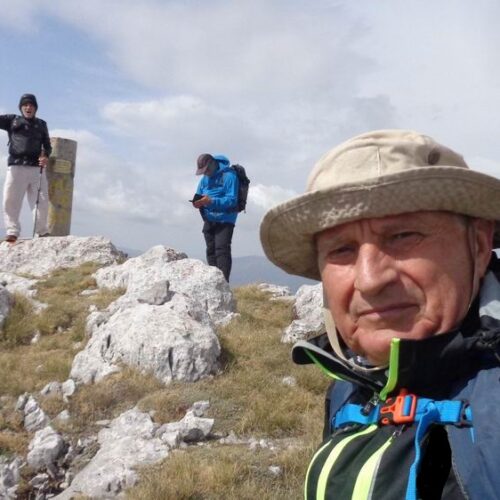 Ορειβατική ομάδα Βέροιας "Τοτός": Πολύωρη ανάβαση στην ψηλότερη κορυφή του Πίνοβου, την "Κορφούλα"