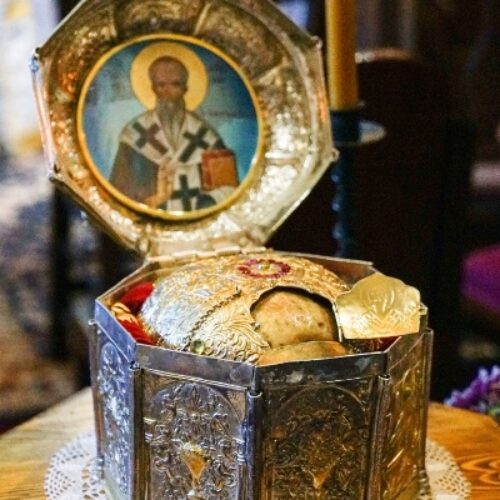 Μητρόπολη Βέροιας: "Στην Παναγία Δοβρά θα μεταφερθεί σήμερα Τρίτη 23 Νοεμβρίου η Τιμία Κάρα του Αγίου Κλήμεντος Αρχιεπισκόπου Αχρίδος"