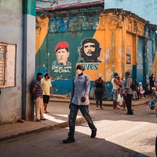 Η Κούβα ανοίγει ξανά για τον κόσμο με «όπλο» τον εμβολιασμό