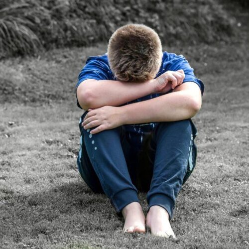 Οι παράπλευρες απώλειες της πανδημίας: Αυξημένος ο αριθμός των παιδιών με κατάθλιψη, αυτοκτονικότητα, στρες και βίαιες συμπεριφορές