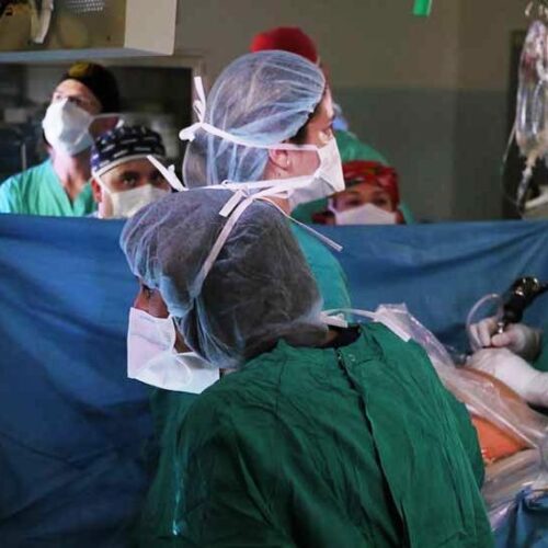 Κορωνοϊός / Θεσσαλονίκη: Νεκρή 38χρονη έγκυος ανεμβολίαστη  - Οι γιατροί με καισαρική έσωσαν το βρέφος