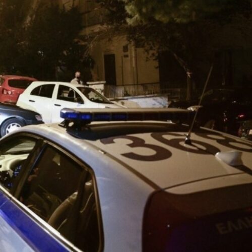 Θεσσαλονίκη: Αστυνομικοί απέτρεψαν την τελευταία στιγμή μία ακόμη γυναικοκτονία - Είχε το μαχαίρι στο λαιμό της