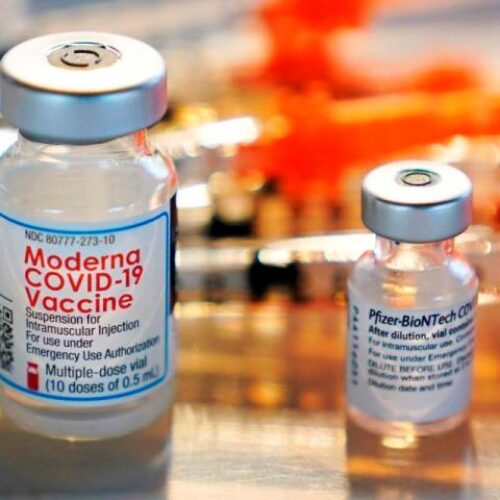 Επικεφαλής Moderna: Τέταρτη δόση εμβολίου το φθινόπωρο του 2022 και κάθε χρόνο ενισχυτικές δόσεις